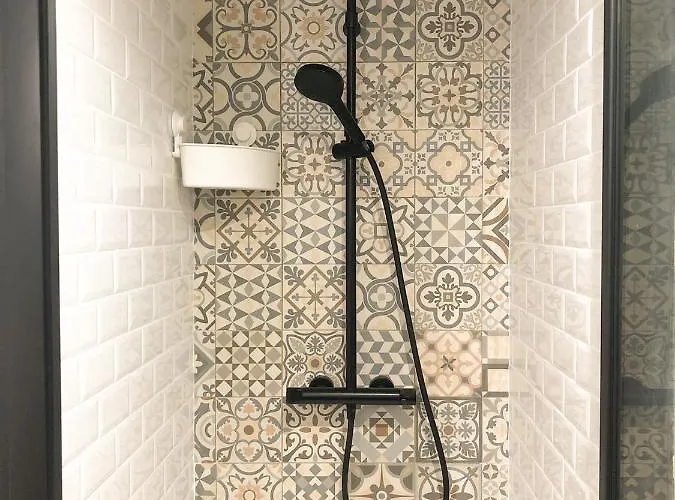 Apartment Climatise Terrasse Centre Historique Gare 10 Min Arenes *