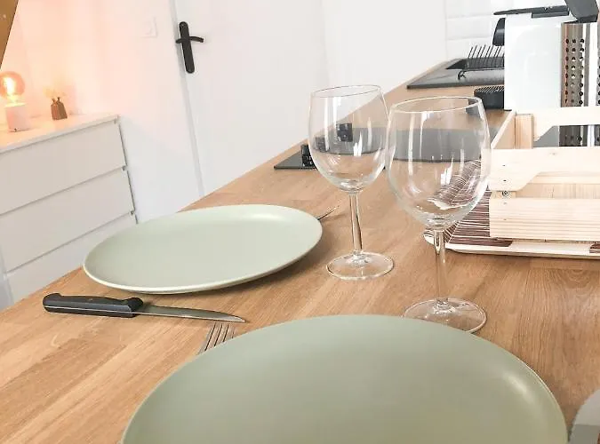 Apartment Climatise Terrasse Centre Historique Gare 10 Min Arenes